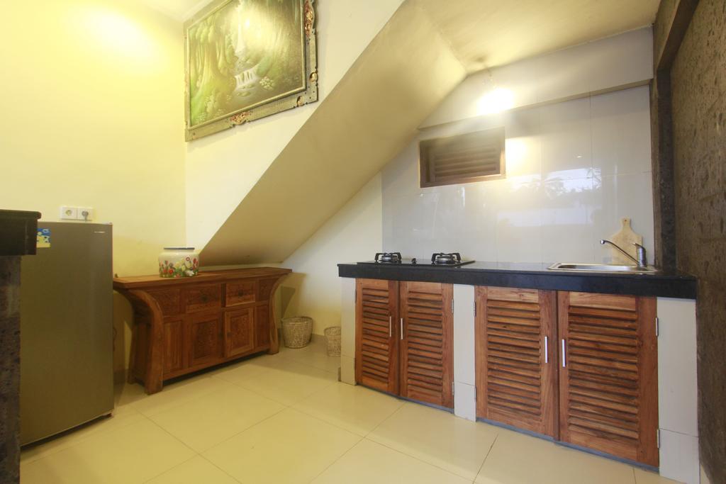 Wates Sari Villa Ubud Habitación foto